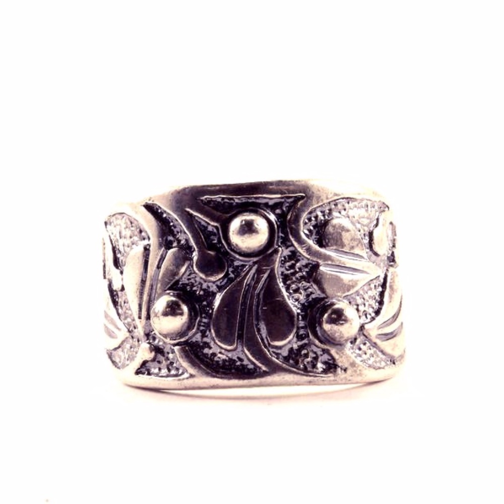 Vintage Silpada Designer Leaf Leaves Heart Ring